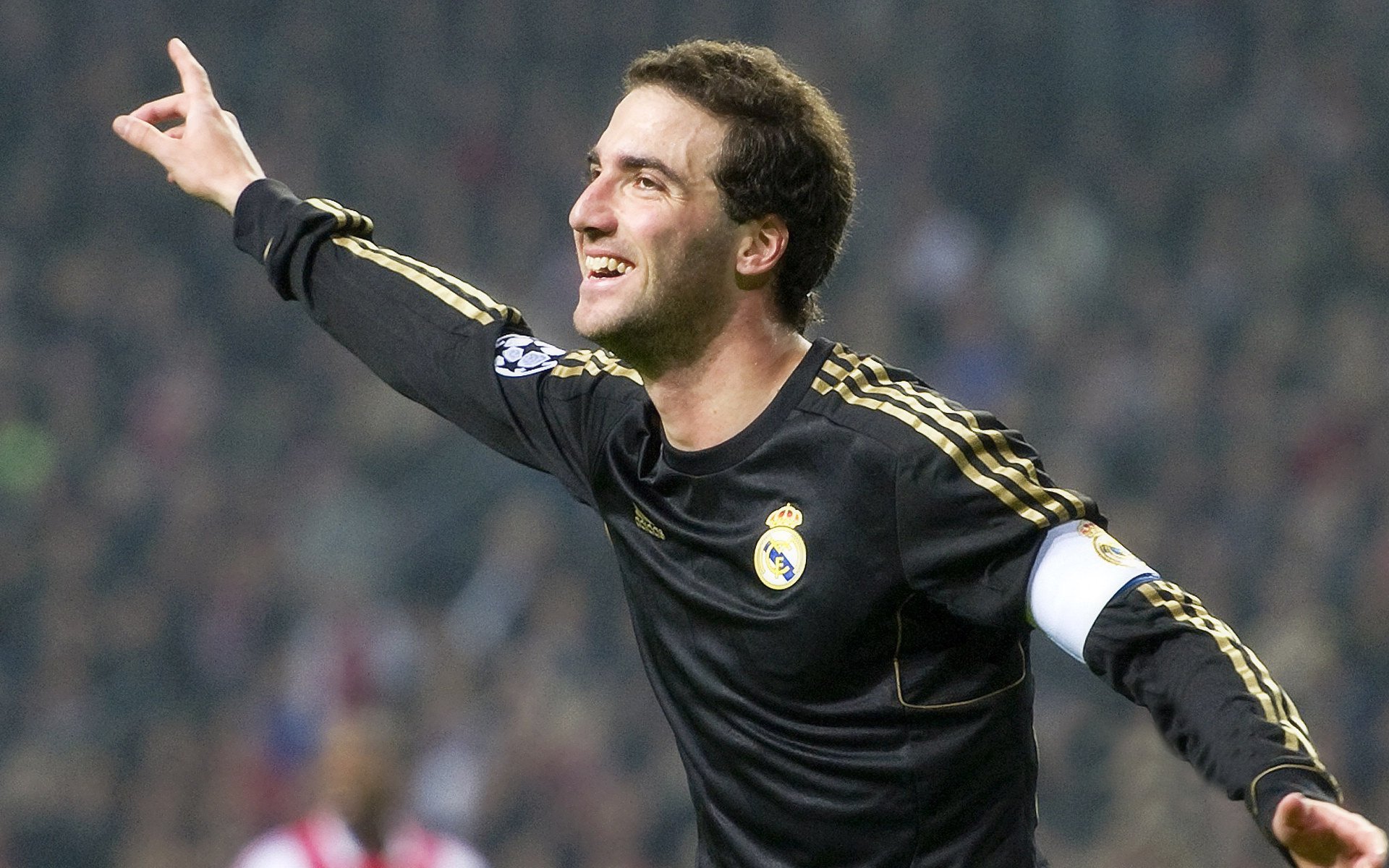 世界杯八强:法国VS英格兰再续百年恩怨 凯恩与姆巴佩谁能笑到最后